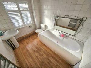 Photo 7- click for photo gallery